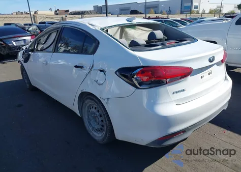 2018 Kia Forte Lx из США, поврежденный, VIN 3KPFL4A74JE213224
